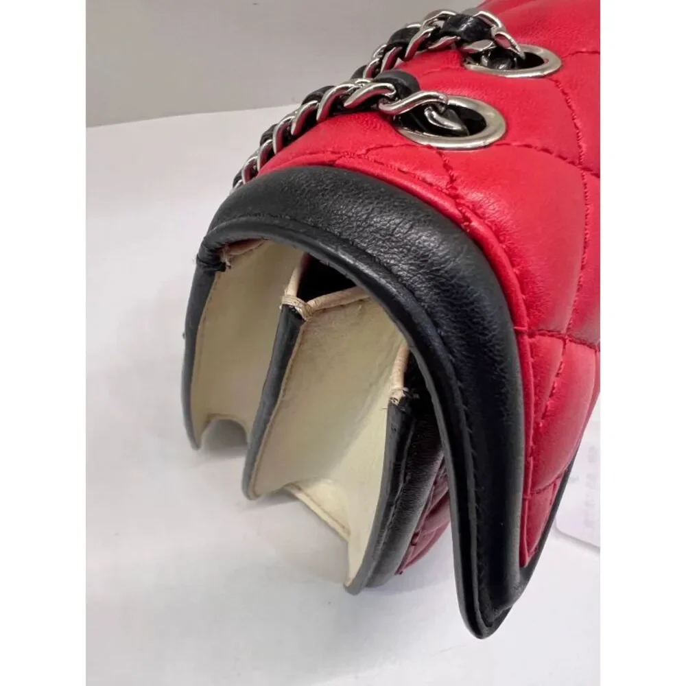 Chanel Women Pre-Loved Bag Very Good Condition - Picture 6 of 9